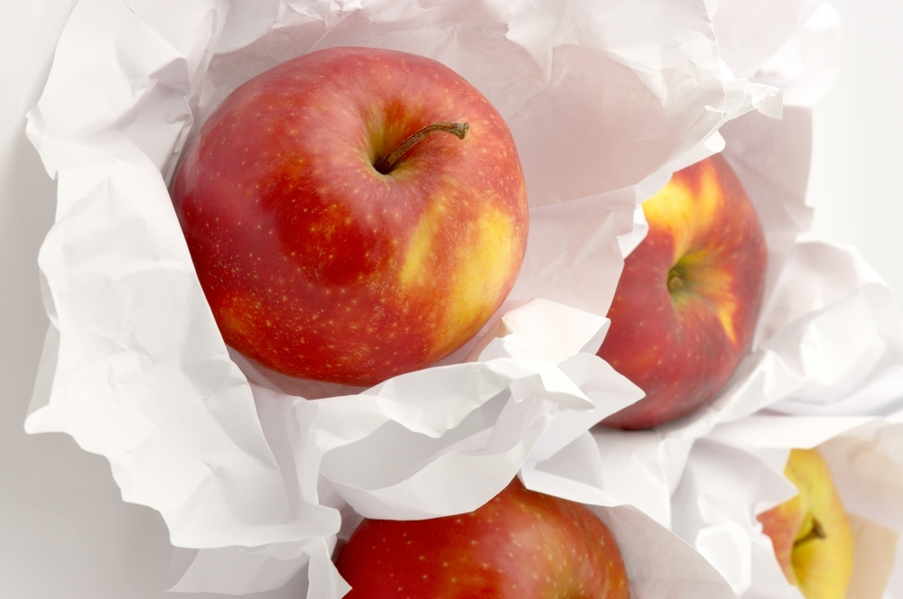 как хранить яблоки в бумаге